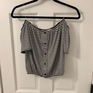 Off the Shoulder Crop Top Size S/M